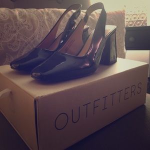 NWT Urban Outfitters Uo Rachel Slingback Heel Blk